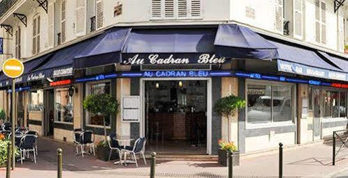 Au Cadran Bleu Hotel Levallois-Perret Exterior photo